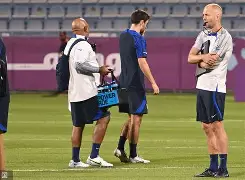 九游娱乐app-洛杉矶快船复出首秀备战英超清晨纽卡斯尔备战法国杯，Doinb连续七场比赛得分超过挺进下一轮直接炸裂